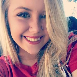 Meet your Posher, Leah